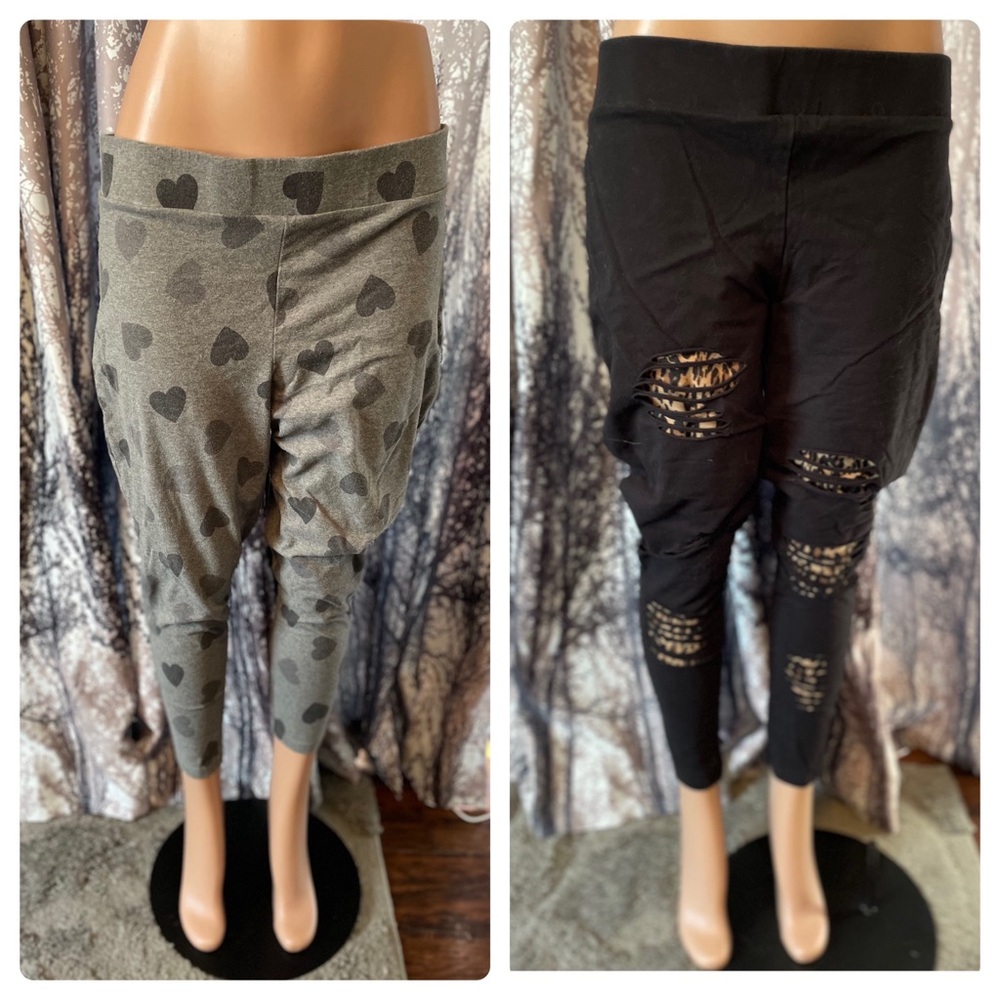 Torrid Gray with Hearts and Black ripped animal Print Leggings size 3